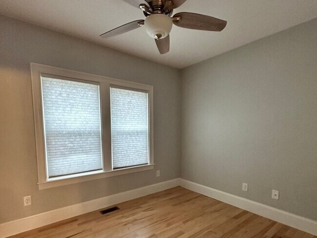 Building Photo - 61 June St