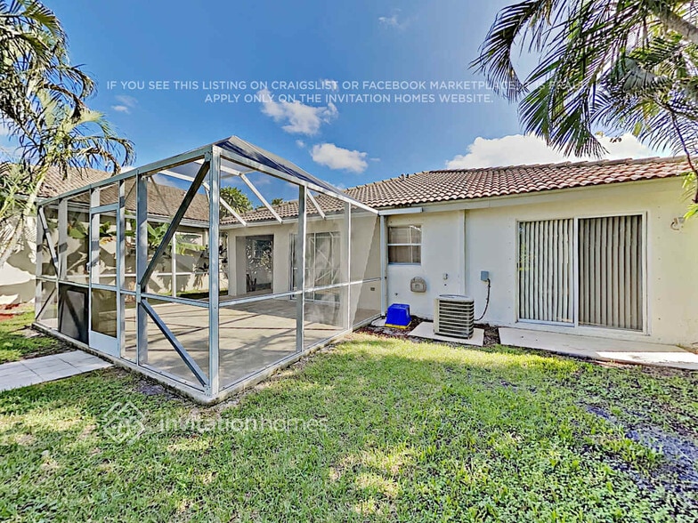 Building Photo - 1156 Rialto Dr