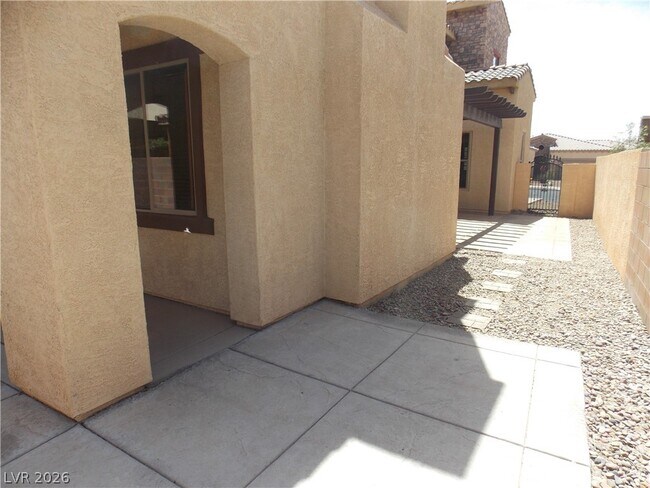 Building Photo - 1208 Olivia Pkwy