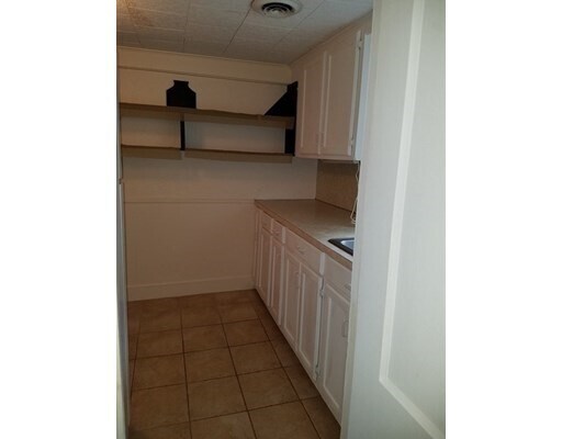 Building Photo - 47 Cocasset St