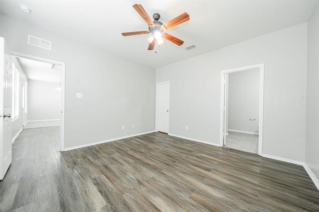 Building Photo - 103 Honeysuckle Ct.