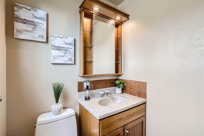 Building Photo - 3959 Ponderosa Ln