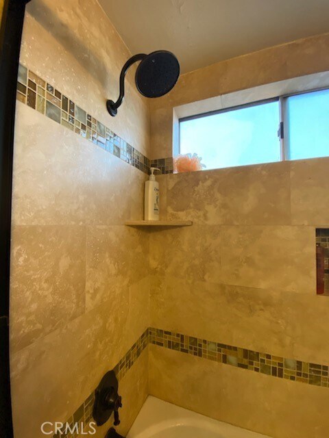 Building Photo - 13601 Valerio St