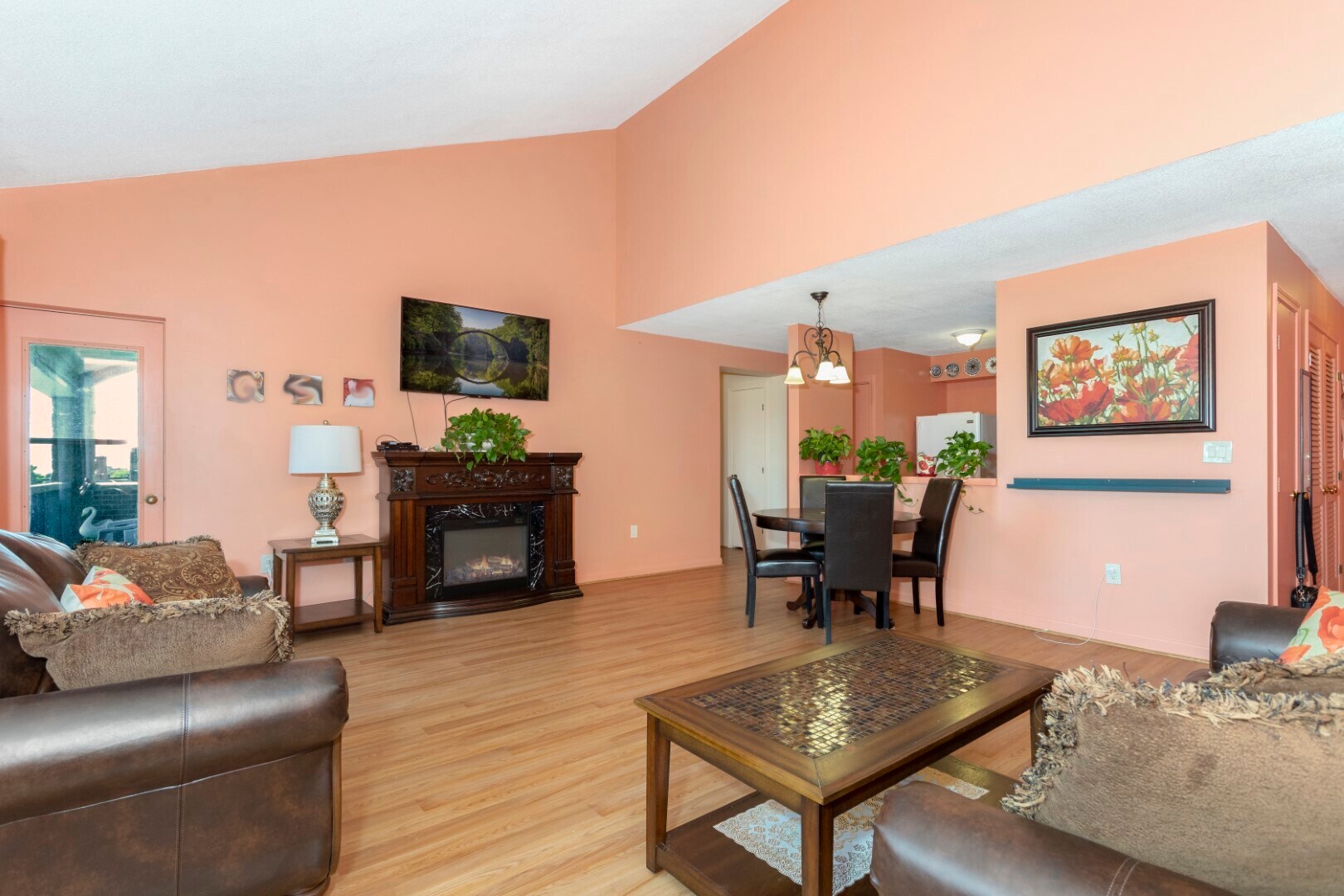 Living & Dining Area - 50 S Common St