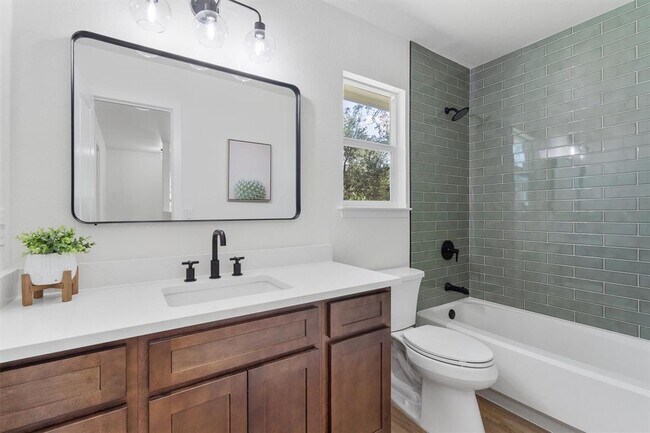 Building Photo - 9730 Anderson Village Dr