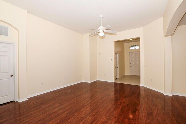 Building Photo - 522 SW Indian Key Dr