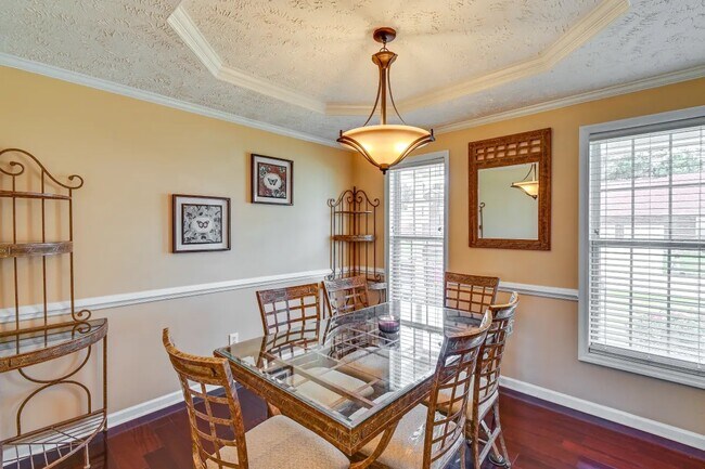 Building Photo - 1139 Curry Ford Dr