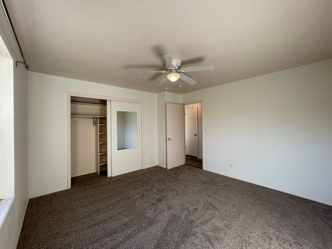 Building Photo - Spacious House on the Northeast Bench in Orem