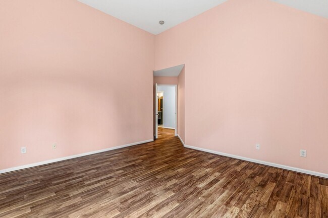 Building Photo - Luxury Living in High Point NC