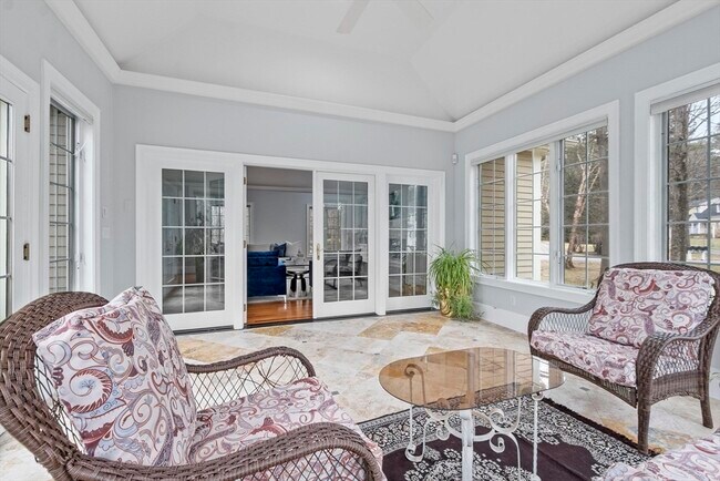 Building Photo - 58 Buttrick Ln