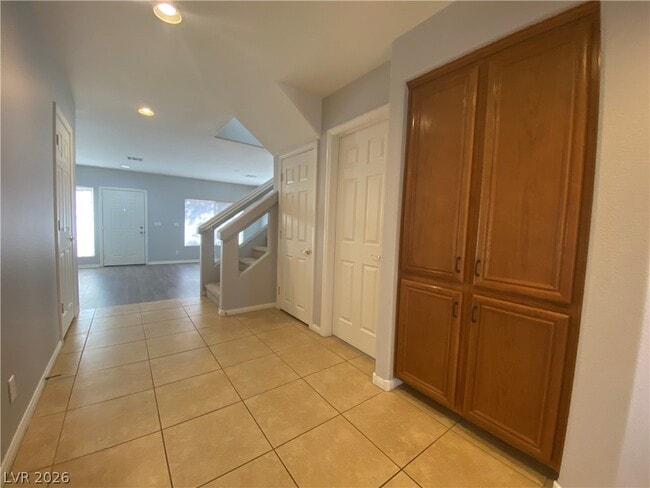 Building Photo - 6542 Samba Ave