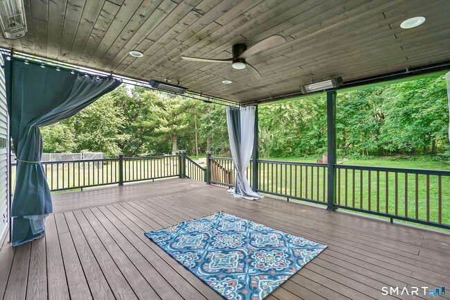 Building Photo - 228 N Granby Rd