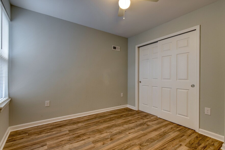 Building Photo - 4021 Howland St
