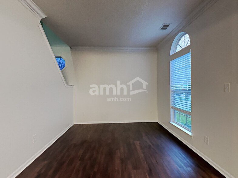 Building Photo - 13929 Hatton Cross Dr