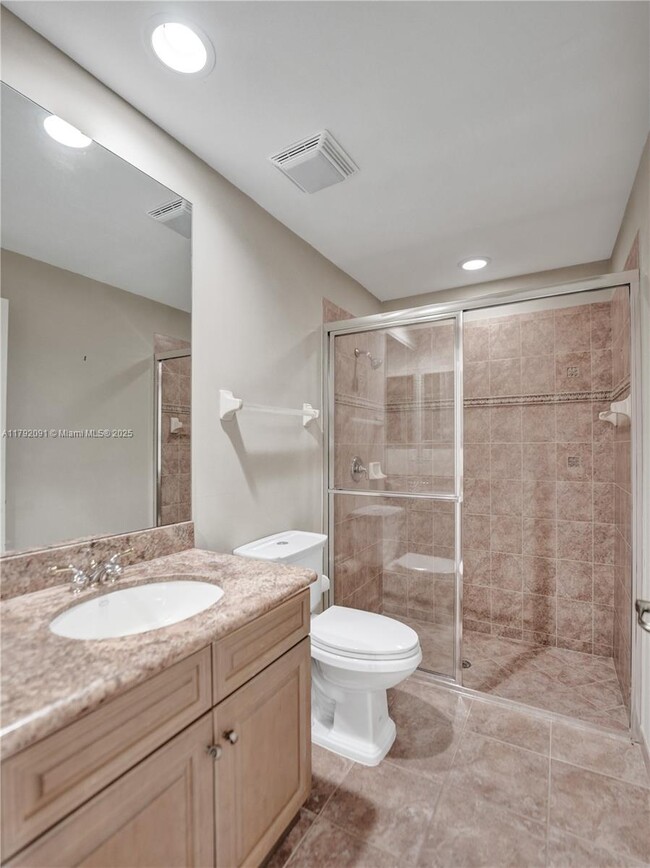 Building Photo - 7607 NW 127th Manor
