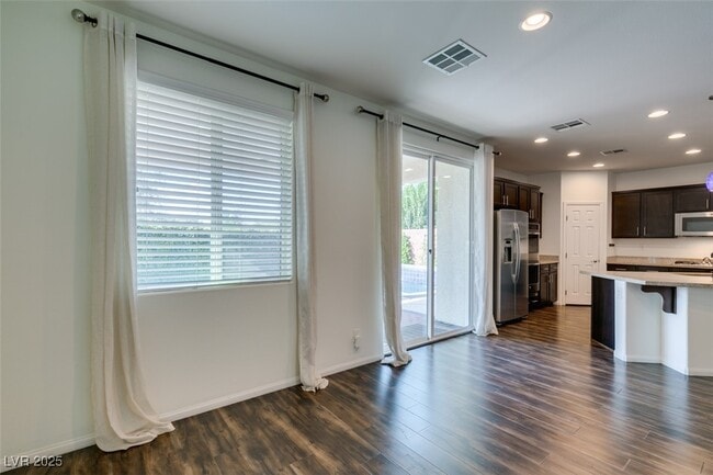 Building Photo - 8039 Kemblefield Ave