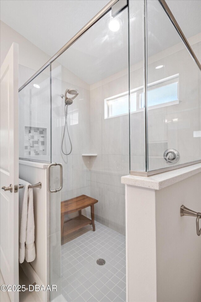 Building Photo - 53 Wilmette Ave