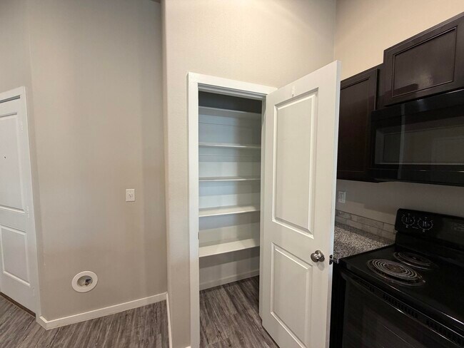 Building Photo - 1619 133rd St