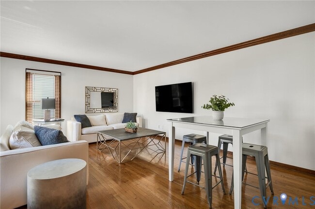 Building Photo - 9621 Peppertree Dr