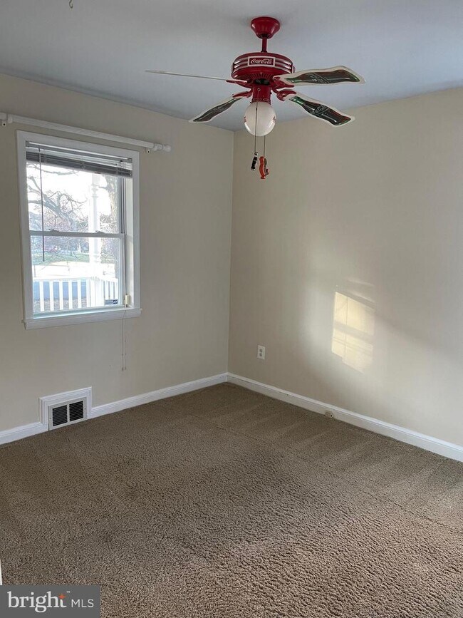 Building Photo - 4021 Locust St