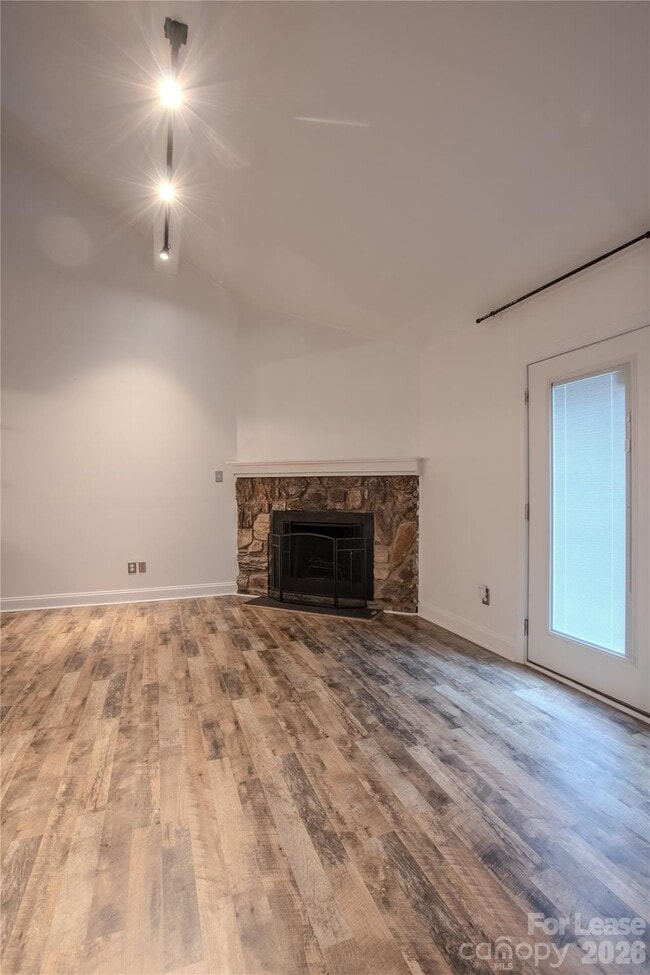 Building Photo - 100 Willow Run Dr