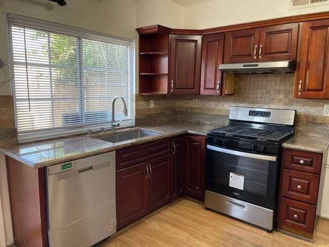 Building Photo - 16026 Timberhill Ln