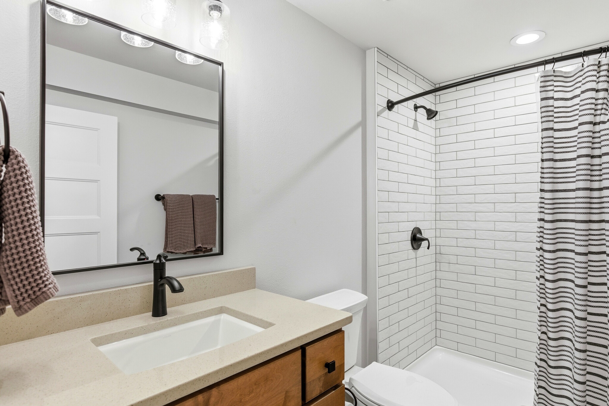 Building Photo - 9603 Summer Willow Ln