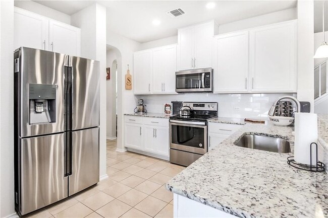 Building Photo - 12309 Calibri Ln