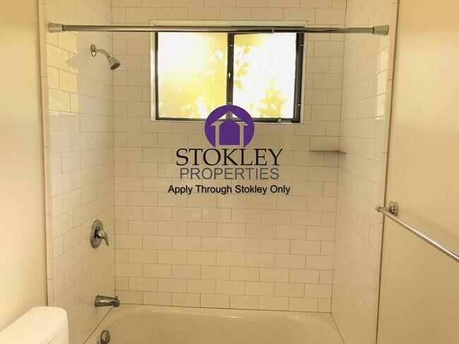 Building Photo - Stokley Properties Presents - 118 Hall Ln ...