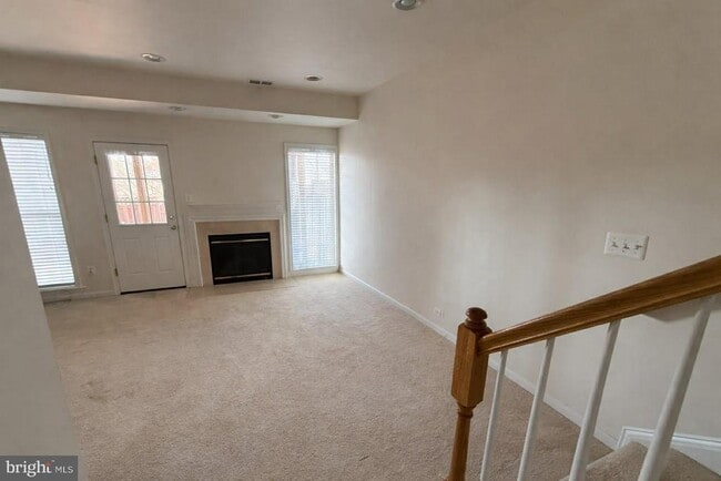 Building Photo - 41859 Cinnabar Square