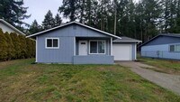 Building Photo - JUST REMODELED!! EVERYTHING BRAND NEW INSIDE THIS 3 BEDROOM, 1 BATH!!