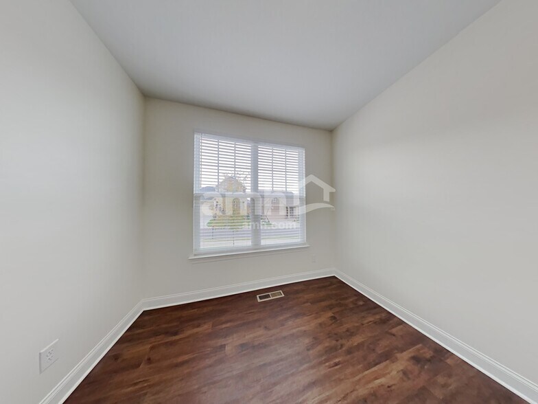 Building Photo - 7010 Bennett Dr.