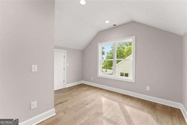 Building Photo - 502 Washington St NW