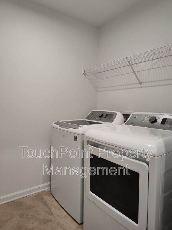 Building Photo - 4122 Audubon Pk Dr