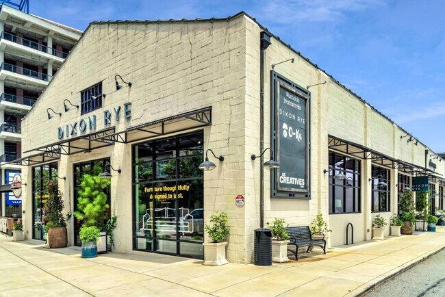 Building Photo - 1150 Collier Rd NW