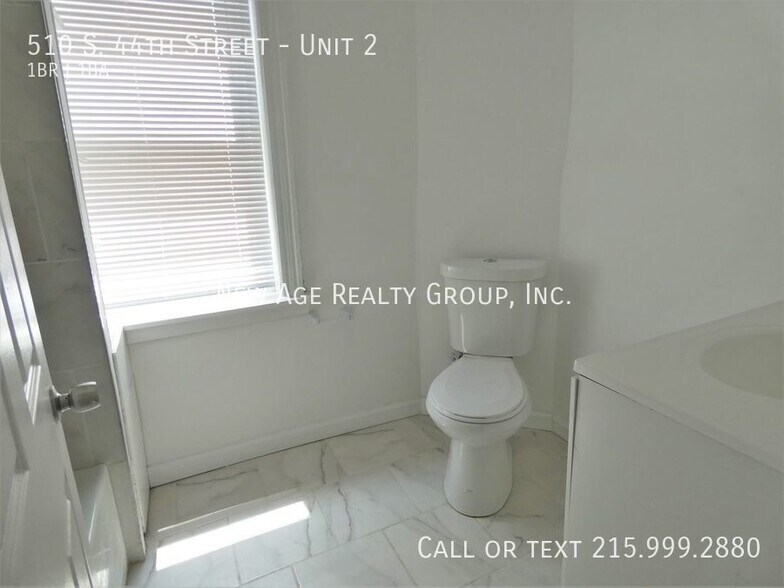 Building Photo - 510 S 44th St
