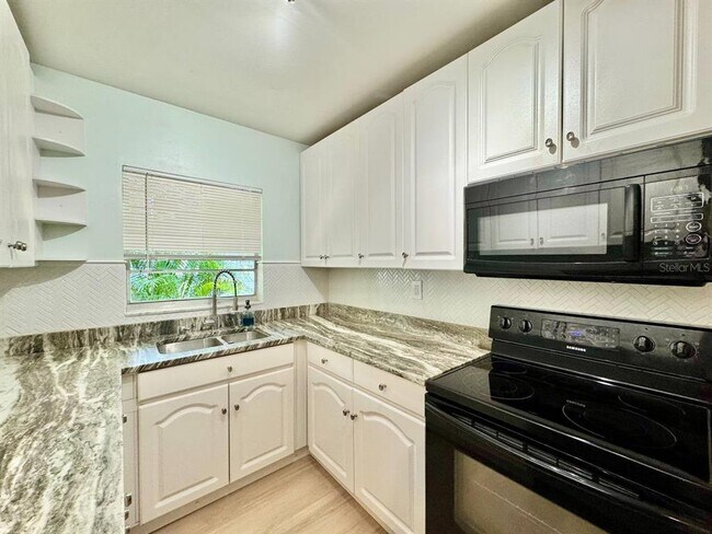 Building Photo - 3511 Bishop Eddie Newkirk Wy