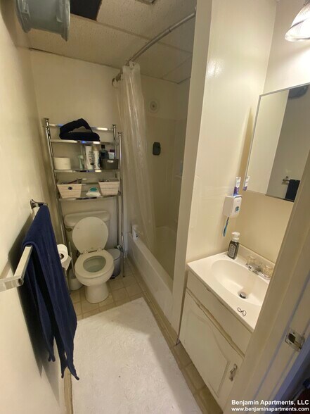 Building Photo - 232 Cambridge St