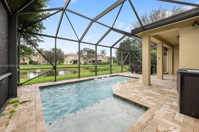 Building Photo - 7841 Jewelwood Dr