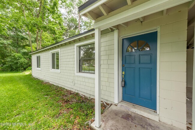 Building Photo - 7832 Newton Rd