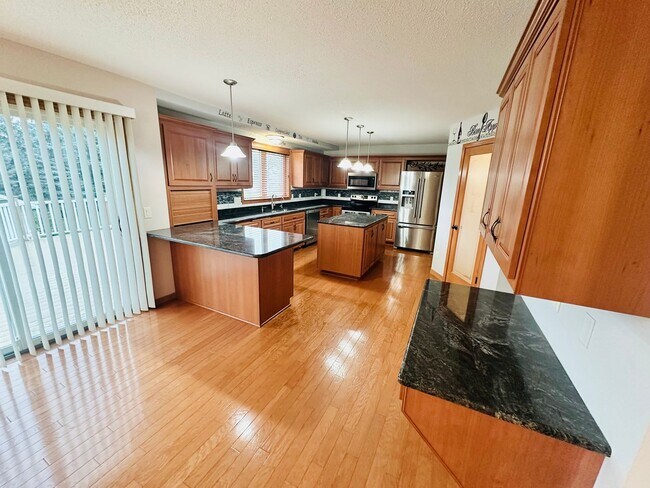 Building Photo - Stunning 6-Bedroom Corner-Lot Home w/ Luxury Finishes & Entertainer’s Layout