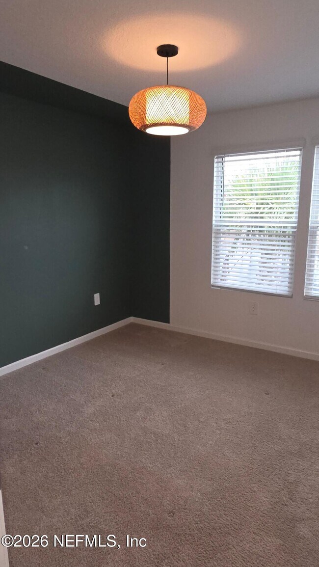 Building Photo - 56 Sage Br St