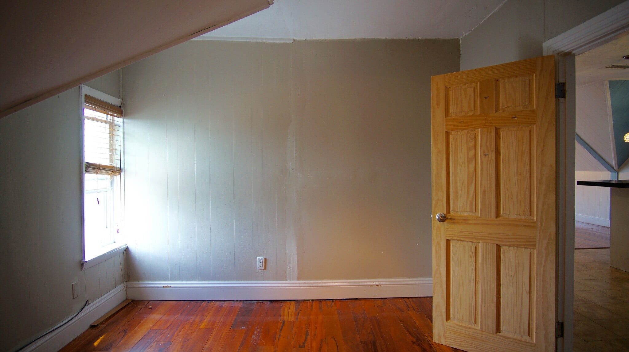 Building Photo - 48 America St