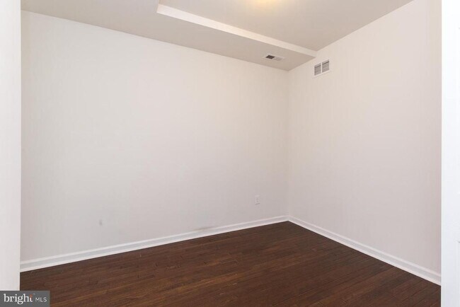 Building Photo - 1429 Poplar St