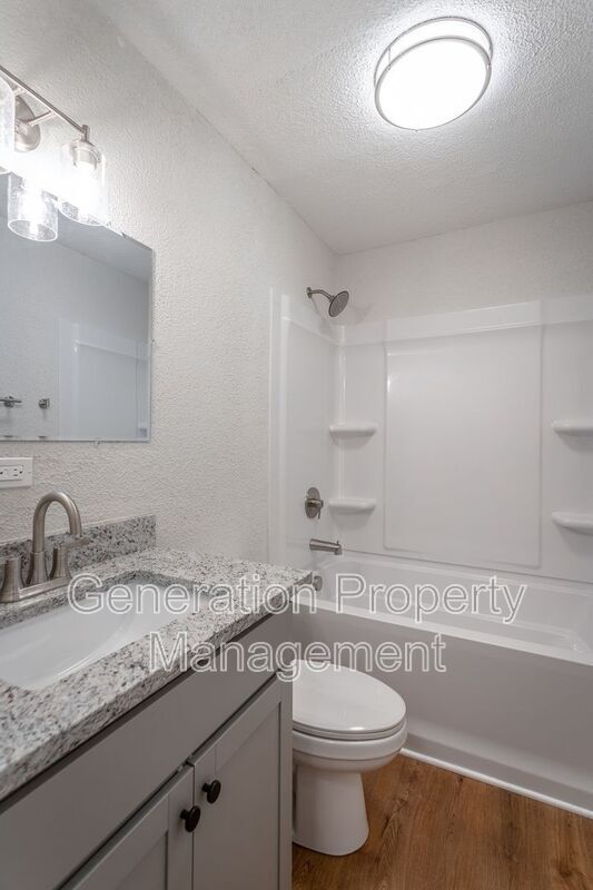 Building Photo - 1902 S Watkins St