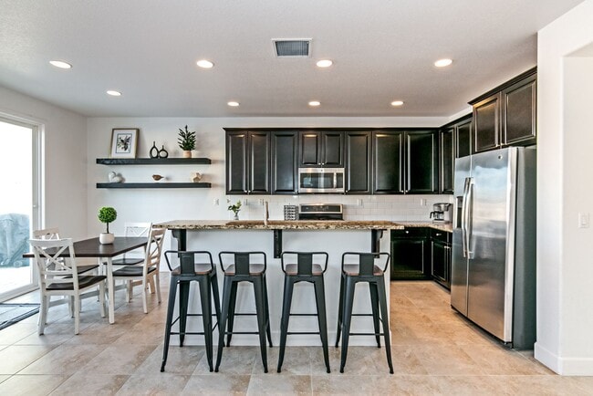 Building Photo - 10615 Brittany Park Dr
