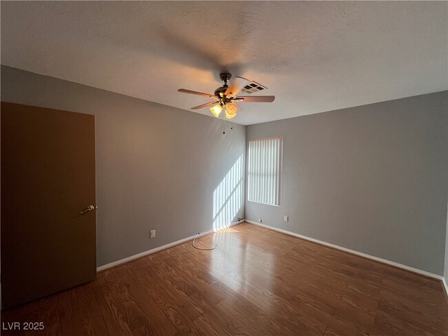 Building Photo - 4325 Silvercrest Ct
