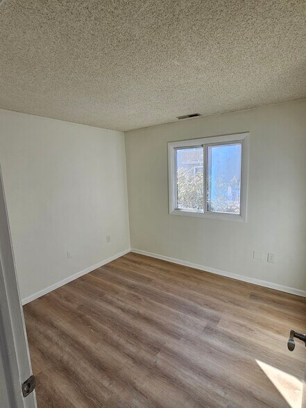 Building Photo - 1108 Ravens Crest Dr