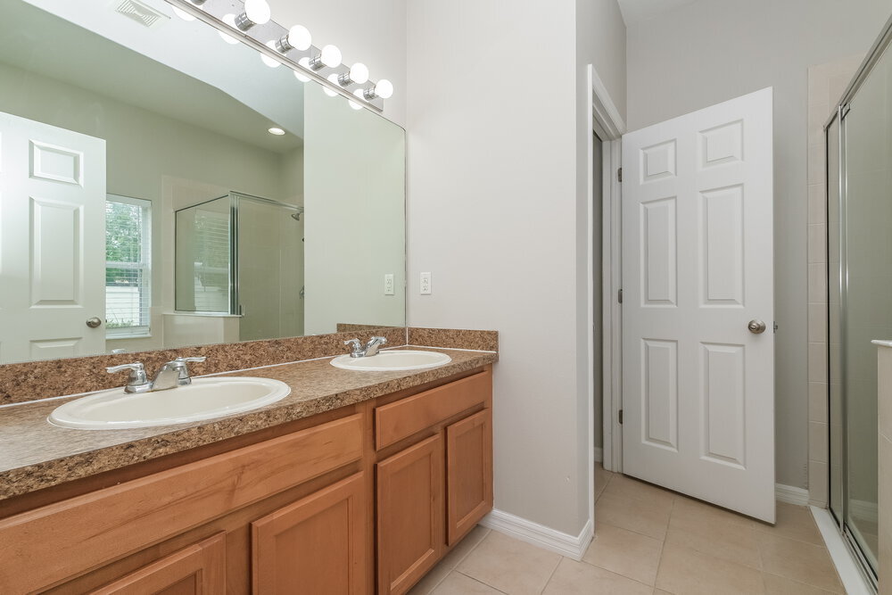 Building Photo - 10337 Celtic Ash Dr