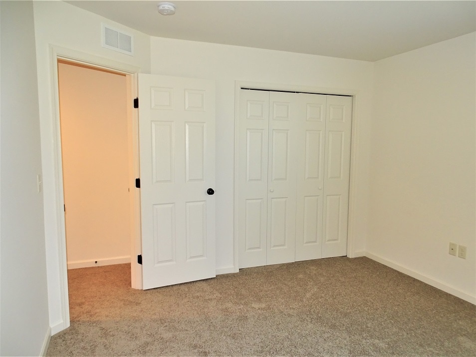 Building Photo - 245 Clay School Rd